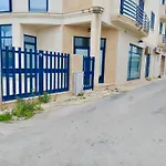 A' Riva شقة